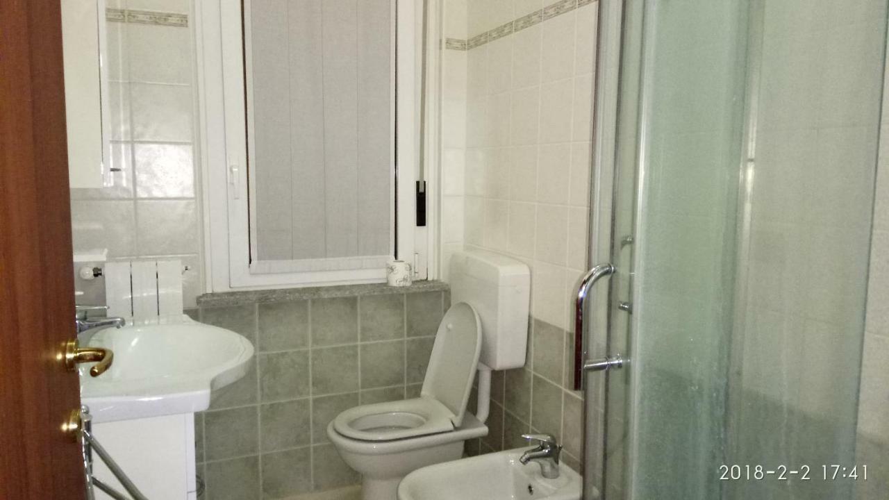 Scarpone Apartamento Pavia Exterior foto