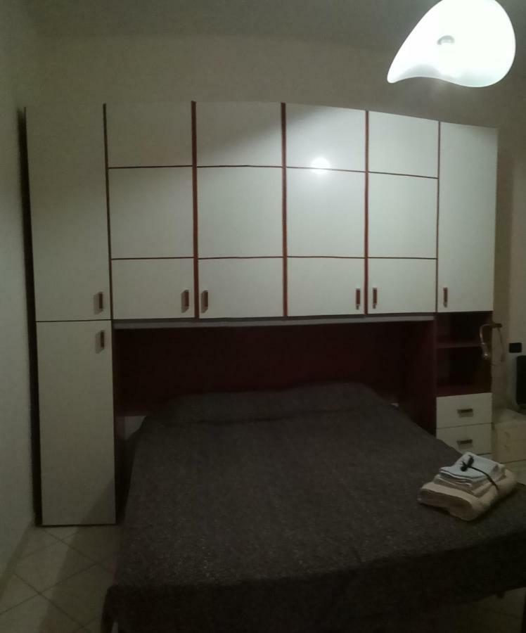 Scarpone Apartamento Pavia Exterior foto
